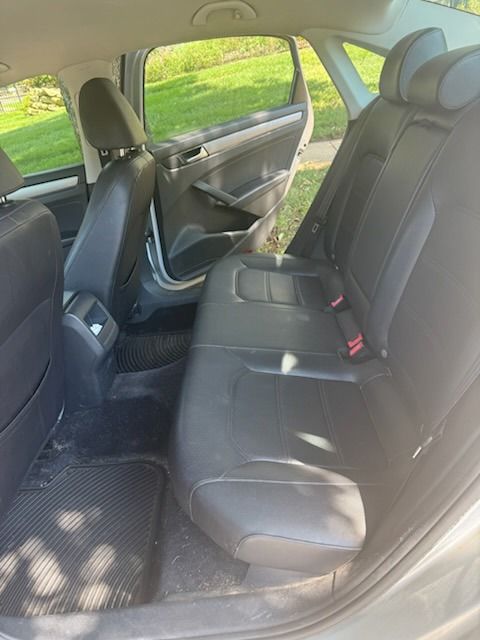  2015 Volkswagen Passat Sedan  