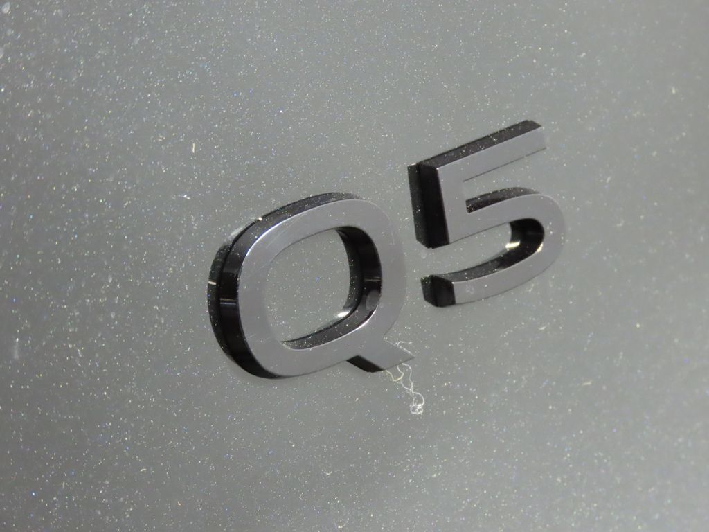 Thumbnail: 2025 Audi Q5 - 9
