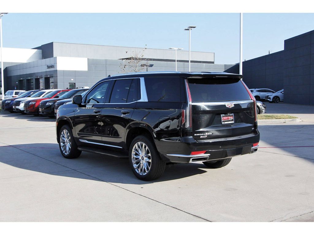 2024 Cadillac Escalade Premium Luxury - 2
