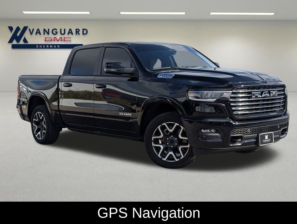 Diamond Black Crystal Pearlcoat 2025 RAM 1500 Laramie Crew Cab 4WD Pickup Truck Four-Wheel Drive 8-Speed Automatic
