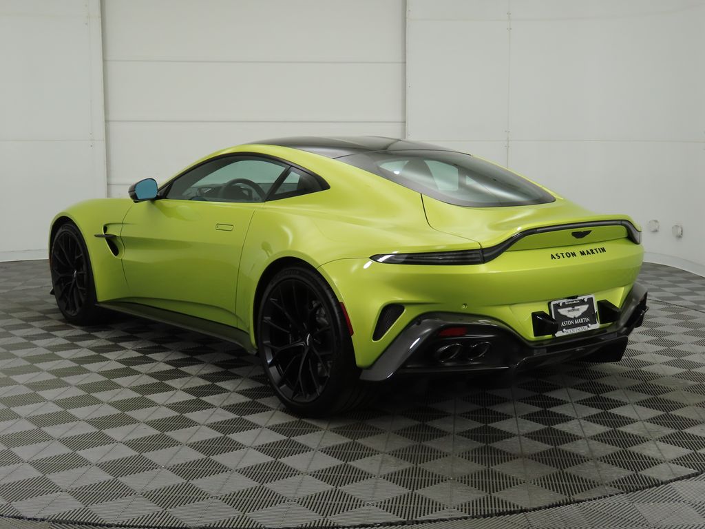 Thumbnail: 2025 Aston Martin Vantage - 7