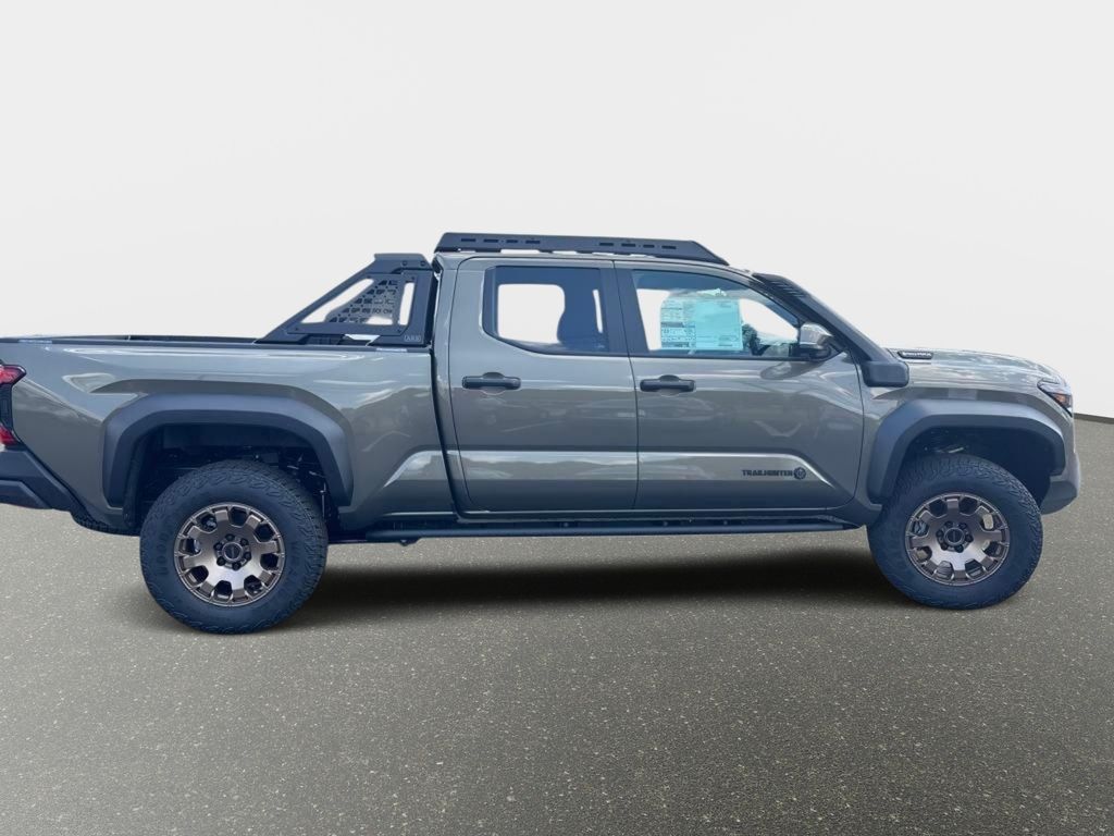 2025 Toyota Tacoma Trailhunter - Photo 7