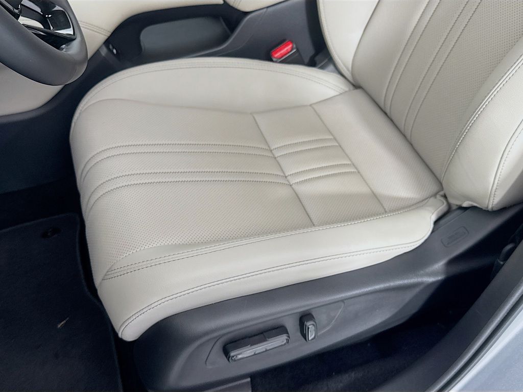 Used Car 2025 Honda Hr-v  Ex-l For Sale Under $30,000 In Austin, Texas