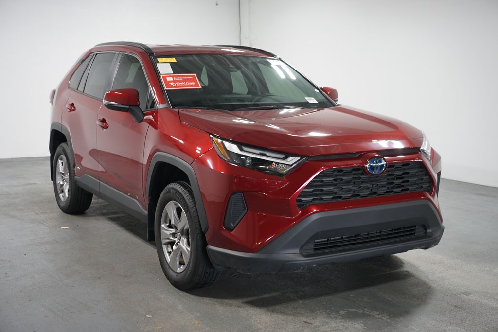 Thumbnail: 2024 Toyota RAV4 - 3