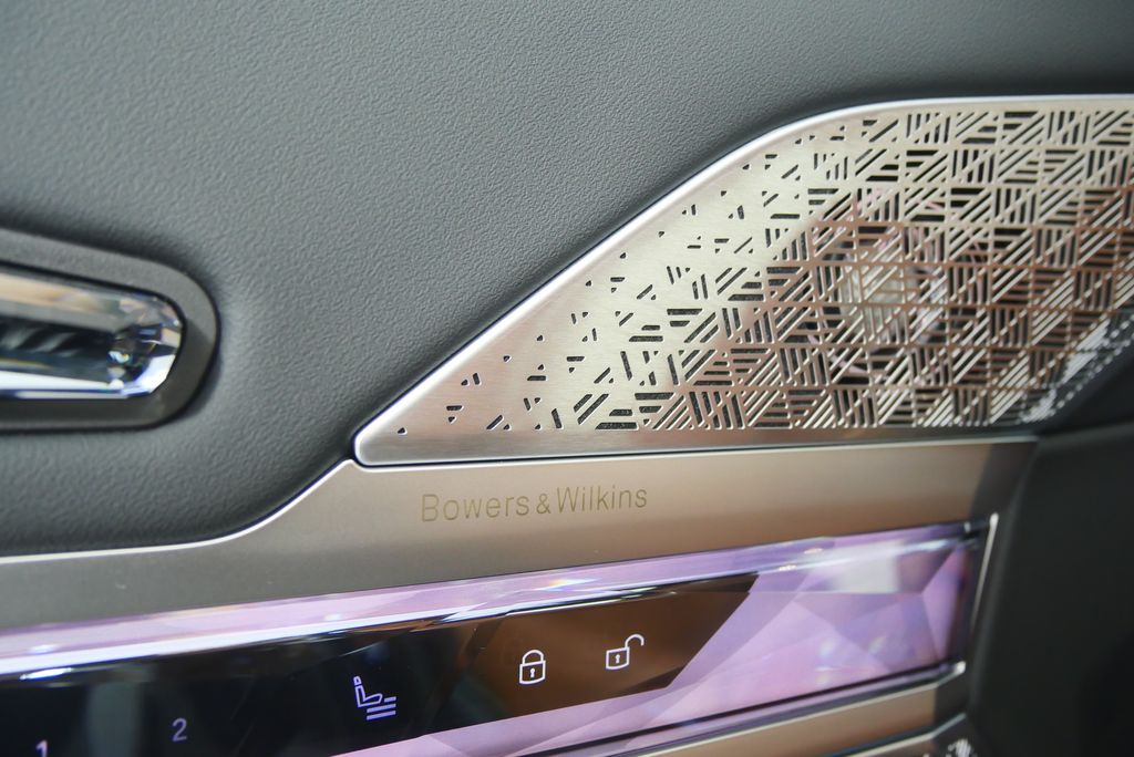 Thumbnail: 2026 BMW 7 Series - 10