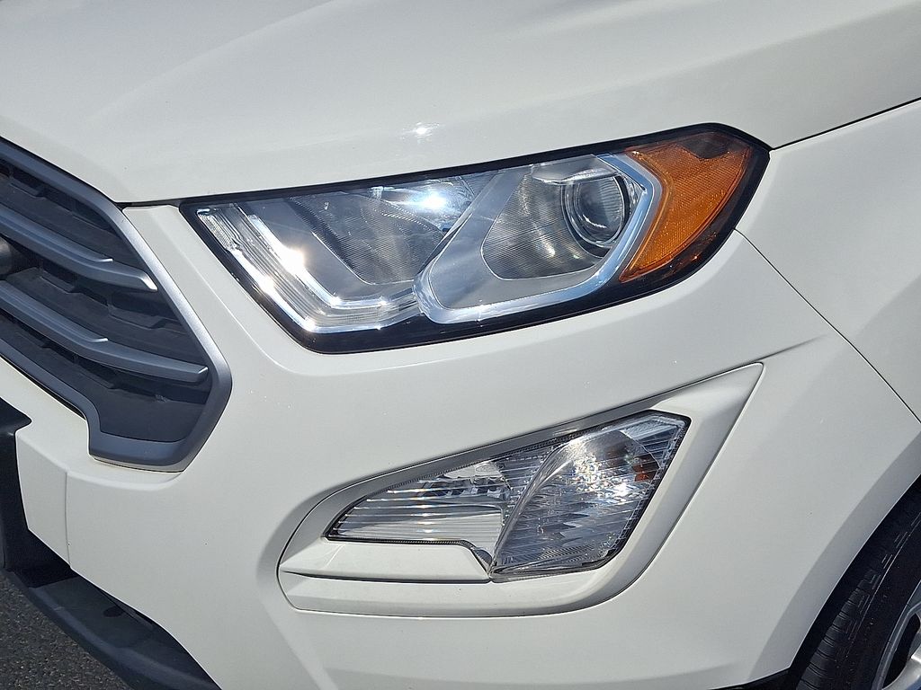 Thumbnail: 2018 Ford EcoSport - 9