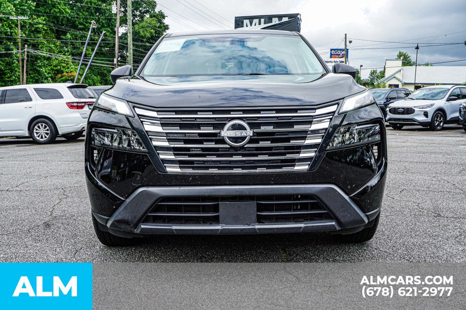 Used 2024 Black Nissan S image 10