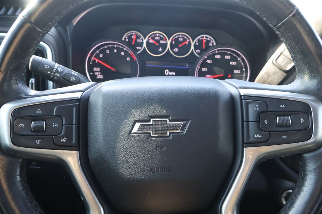 Thumbnail: 2021 Chevrolet Silverado 1500 - 21