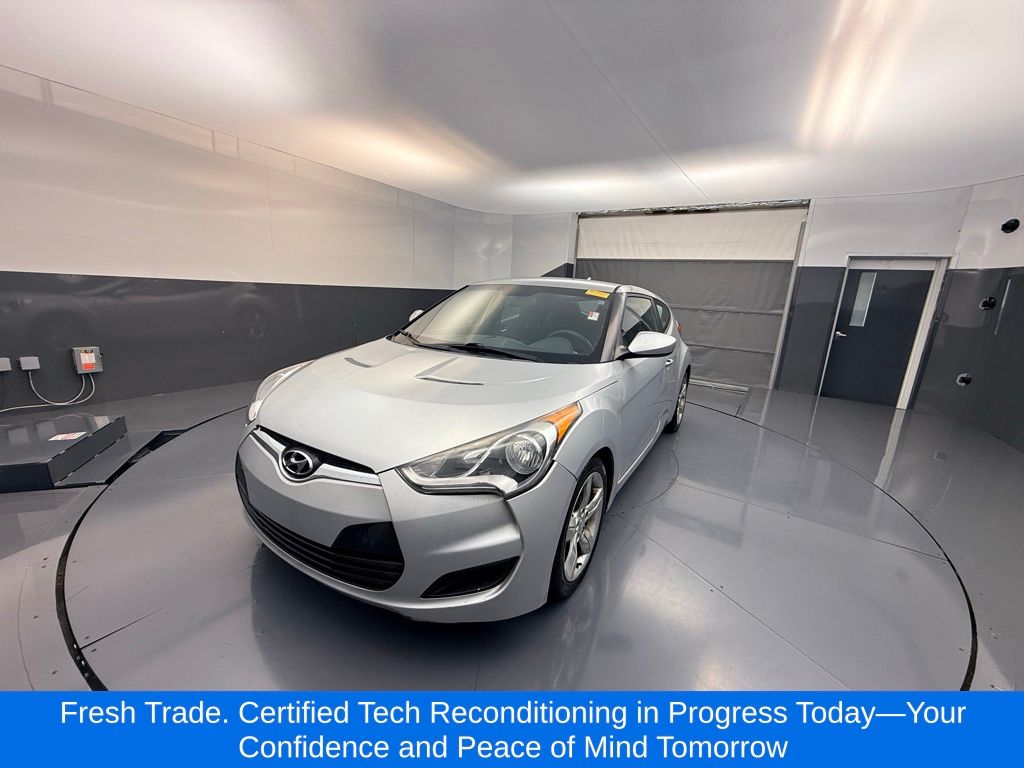 Silver Metallic 2015 Hyundai Veloster FWD Coupe Front-Wheel Drive 6-Speed Dual Clutch