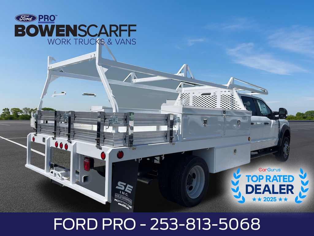 New 2024 Ford Super Duty F-450 Chassis Crew Cab (DRW) 203" Wheelbase XL
