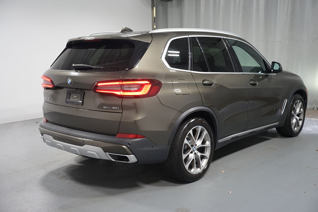 Thumbnail: 2021 BMW X5 - 8