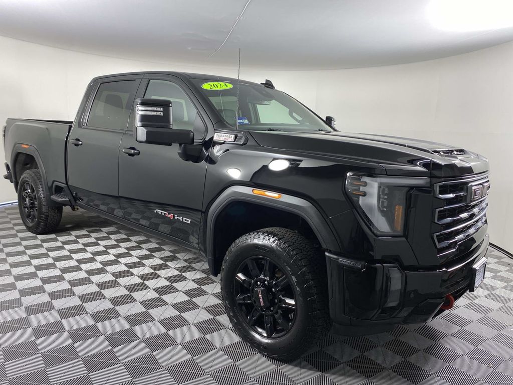 2024 GMC Sierra 2500HD AT4 Crew Cab 4WD