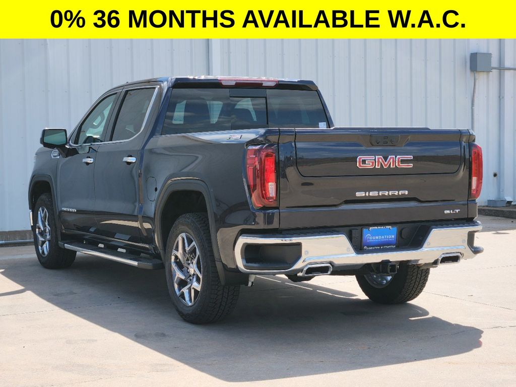 2024 GMC Sierra 1500 SLT 3