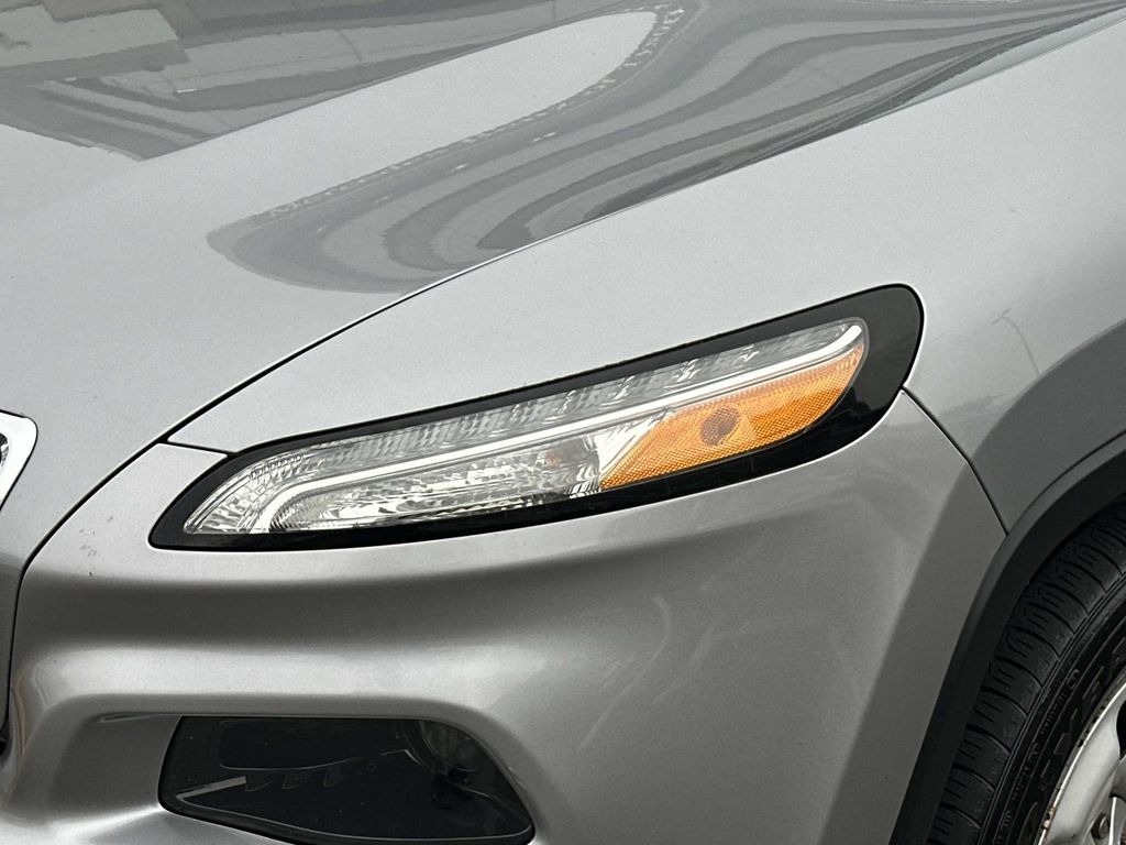 Thumbnail: 2014 Jeep Cherokee - 2