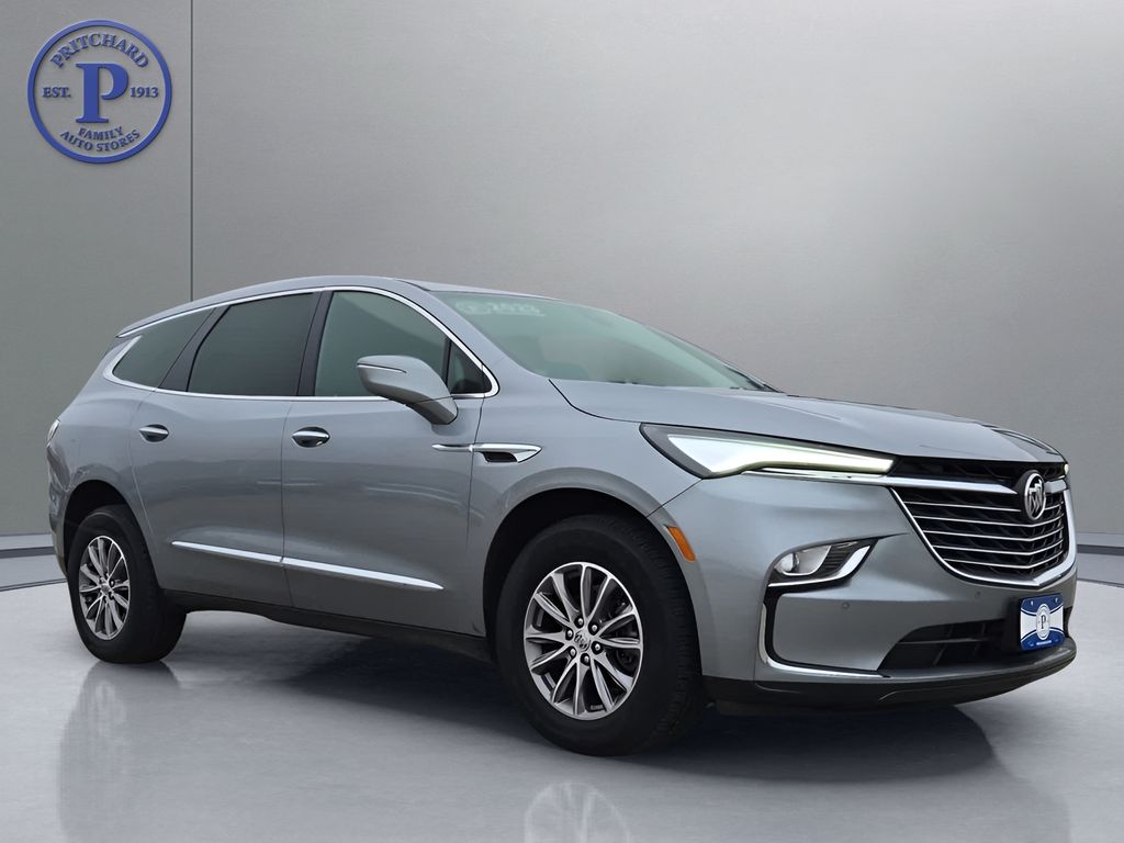 2023 Buick Enclave Essence AWD