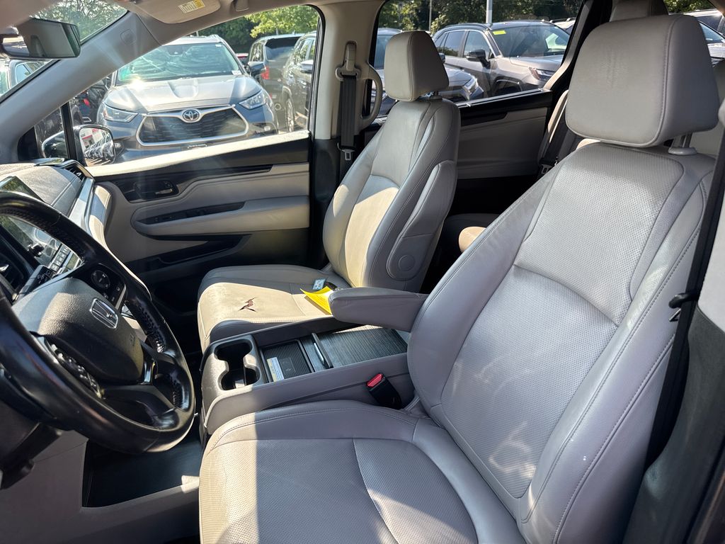 Used 2018 Gray Honda Elite image 17