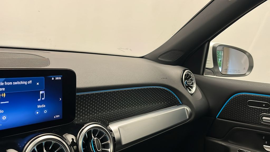 2025 Mercedes-Benz GLB 250 20