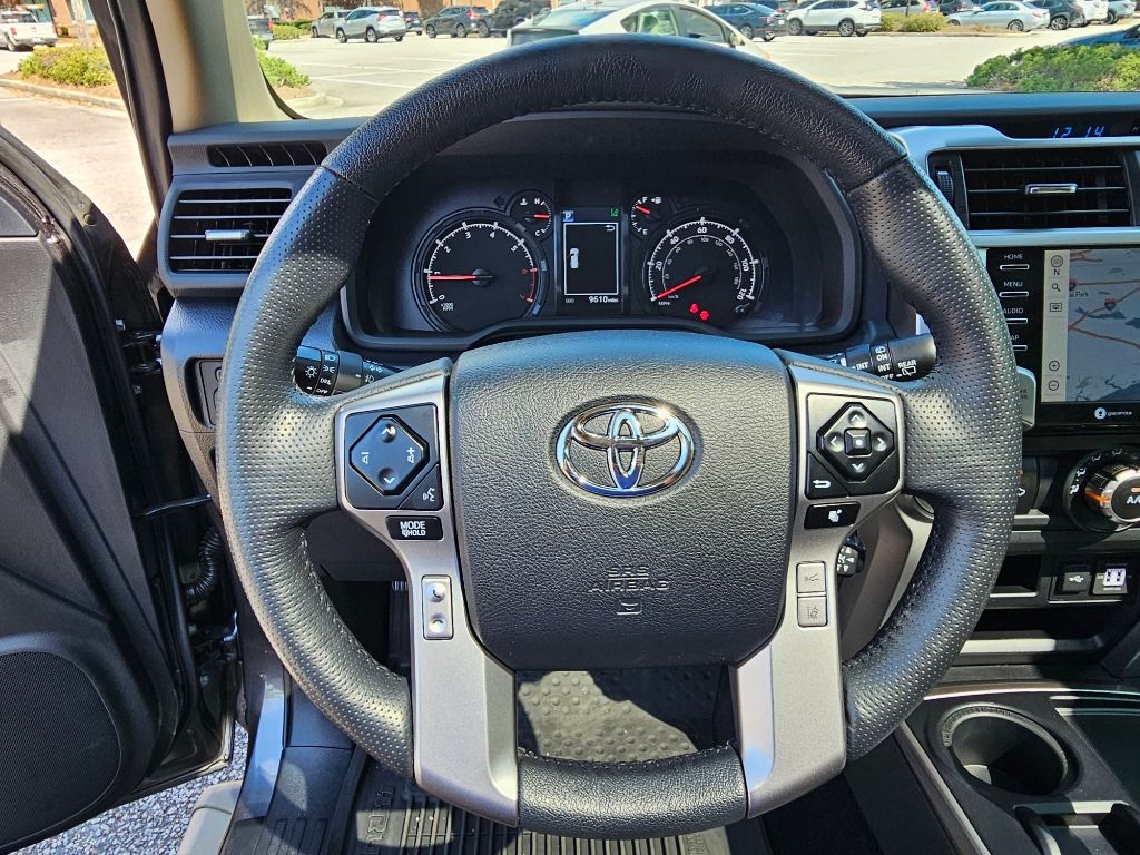 2023 Toyota 4Runner SR5 Premium 22