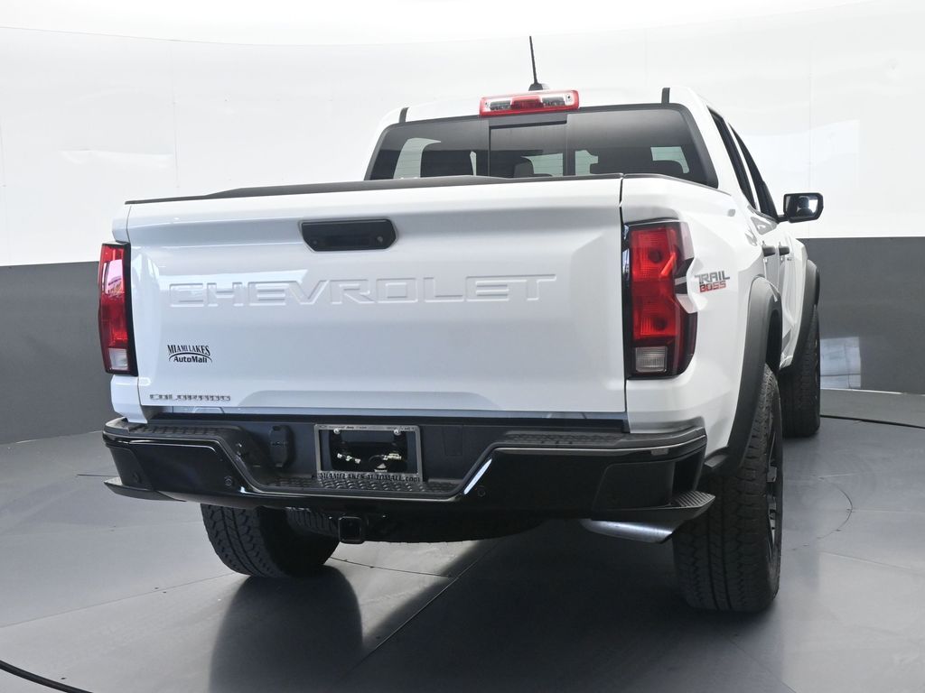 Used 2025 Summit White Chevrolet Trail Boss image 5