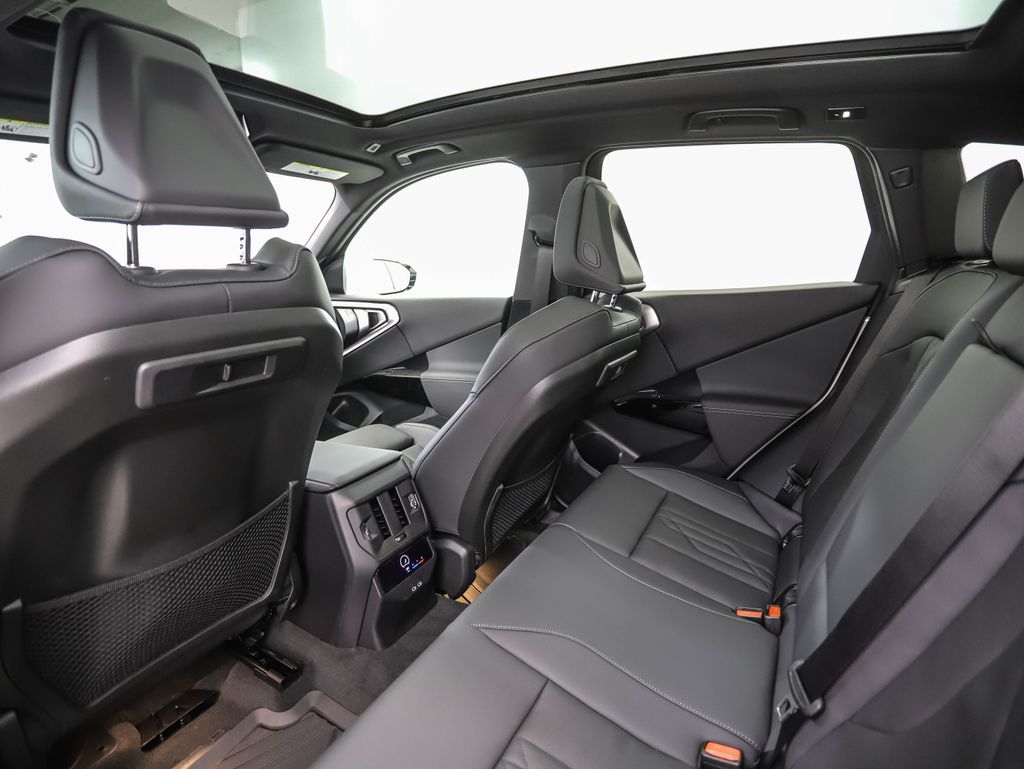 Thumbnail: 2026 BMW X3 - 21