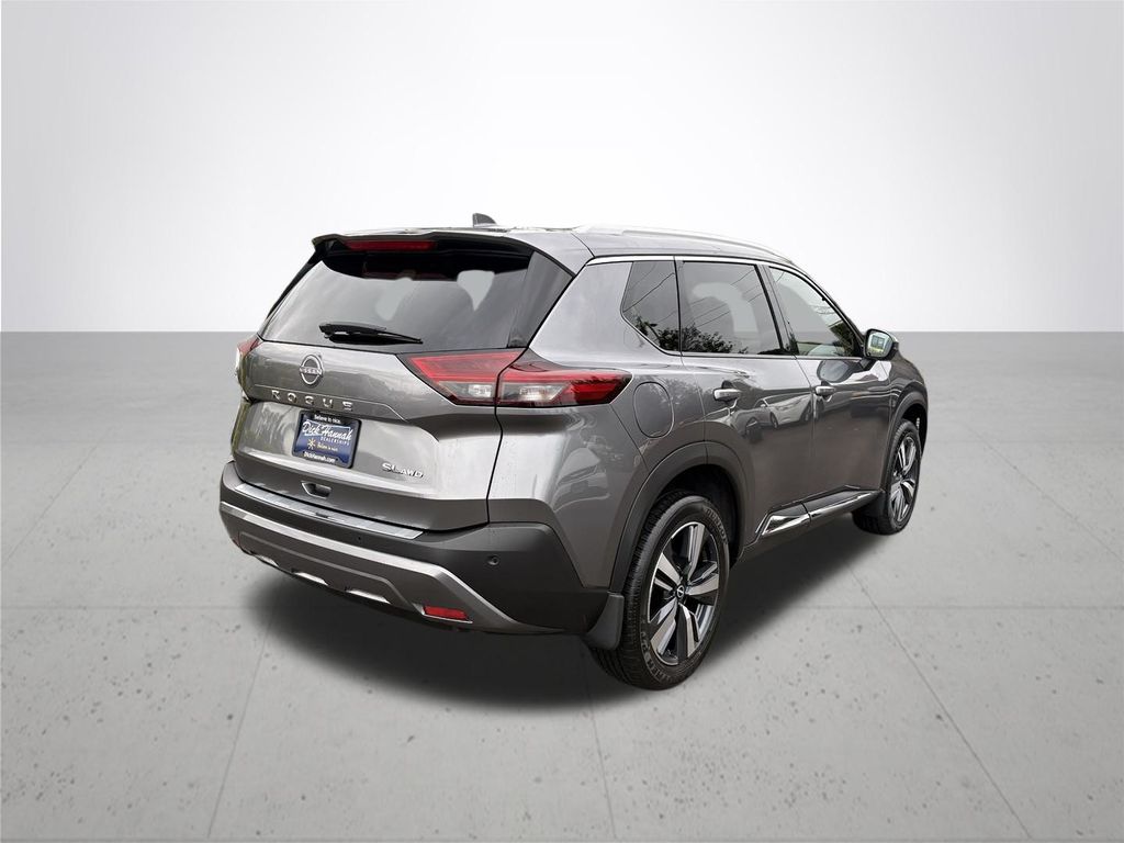 2023 Nissan Rogue SL