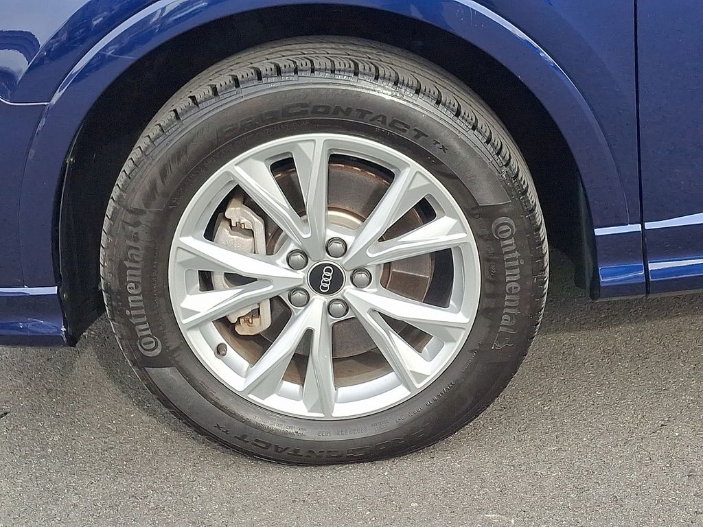 Thumbnail: 2022 Audi Q3 - 8