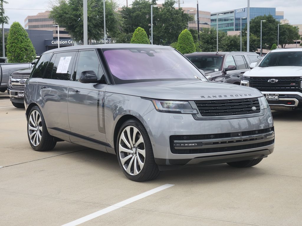 2023 Land Rover Range Rover SE  at Ultimate Motorsports