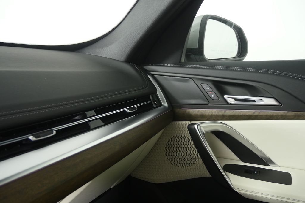 Thumbnail: 2026 BMW X1 - 26