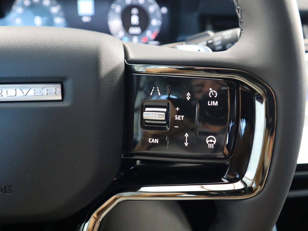 Thumbnail: 2026 Land Rover Range Rover Evoque - 12