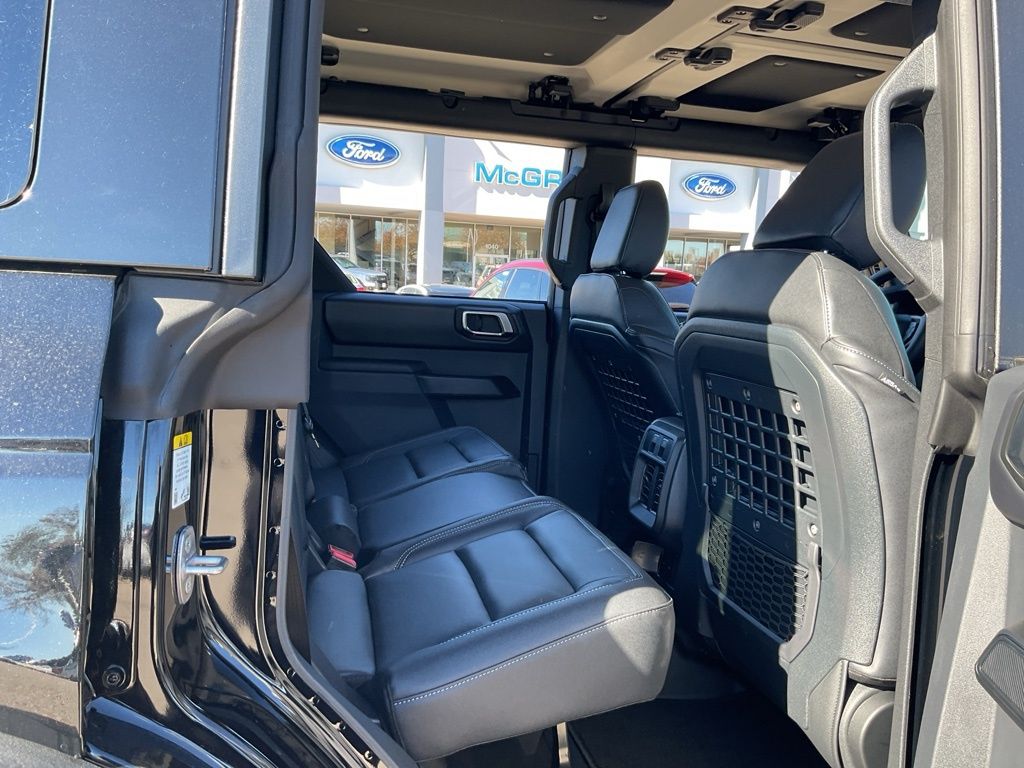 New 2025 Black Ford Badlands image 23