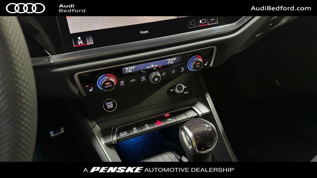 Thumbnail: 2025 Audi Q3 - 17