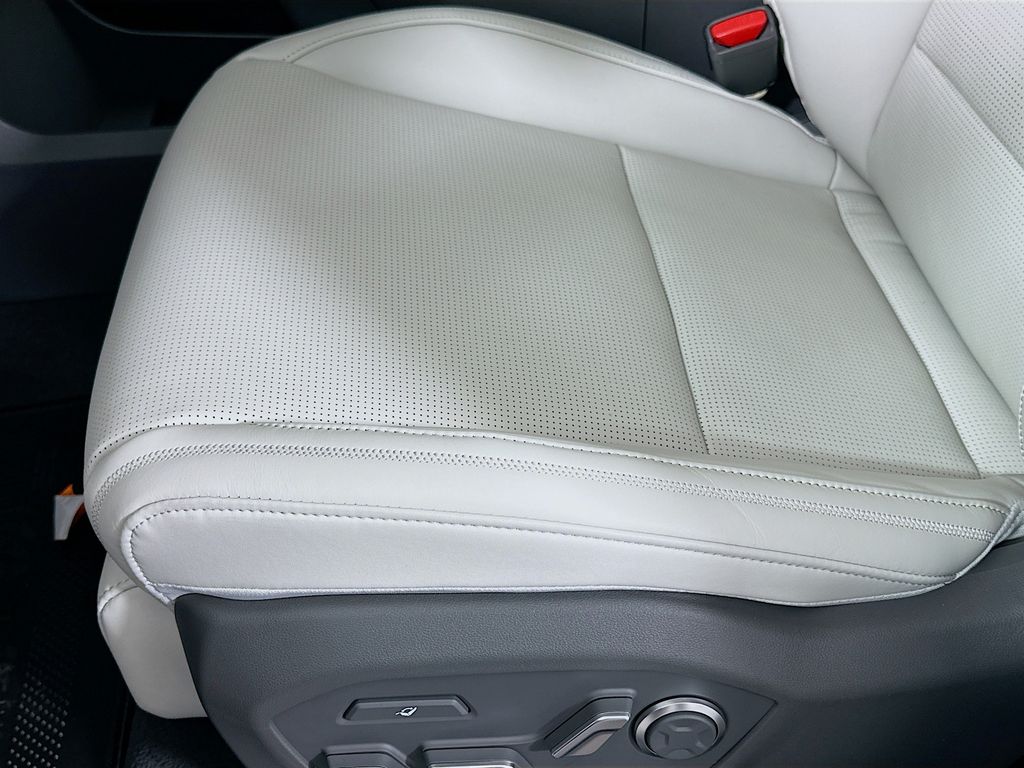 Thumbnail: 2026 Hyundai Santa Fe - 21