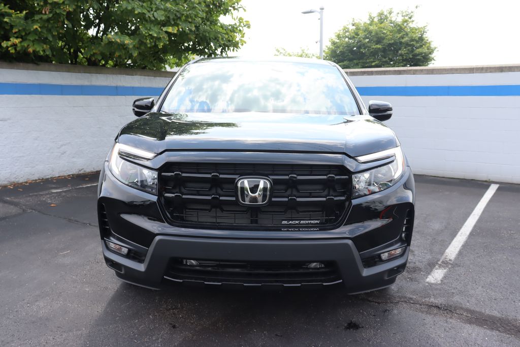 2025 Honda Ridgeline Black Edition 8