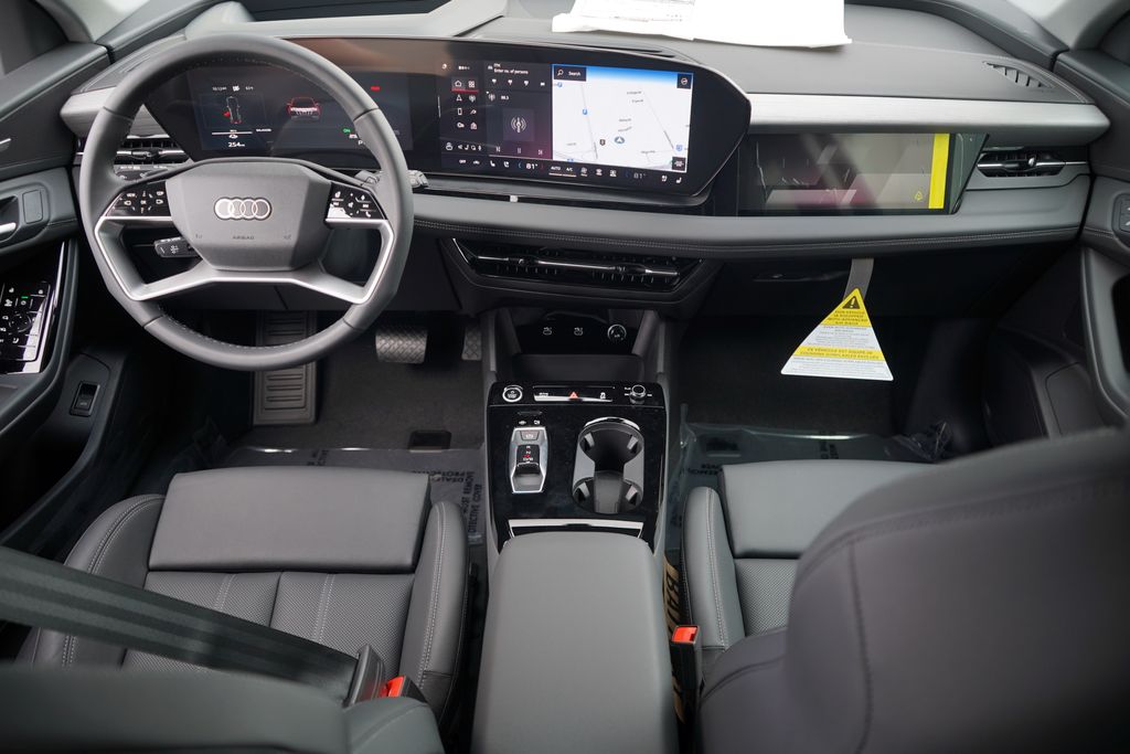 2025 Audi Q6 e-tron Premium 8