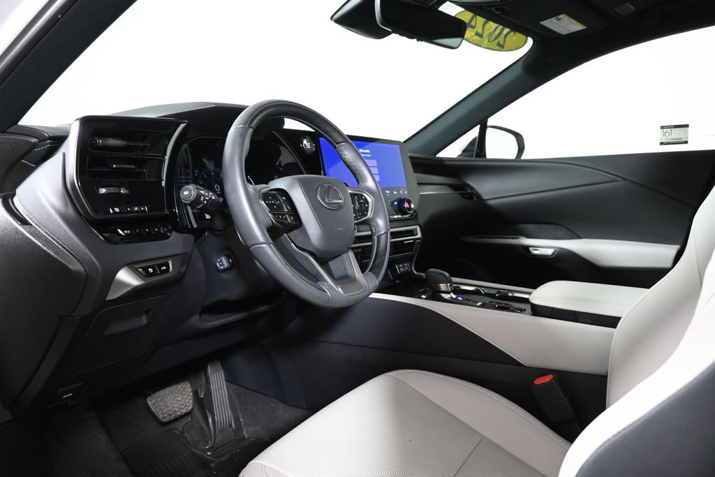 Thumbnail: 2024 Lexus RX - 15