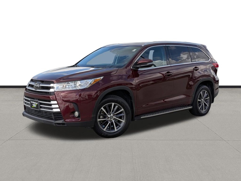 Ooh La La Rouge Mica 2018 Toyota Highlander XLE SUV / Crossover Front-Wheel Drive 8-Speed Automatic