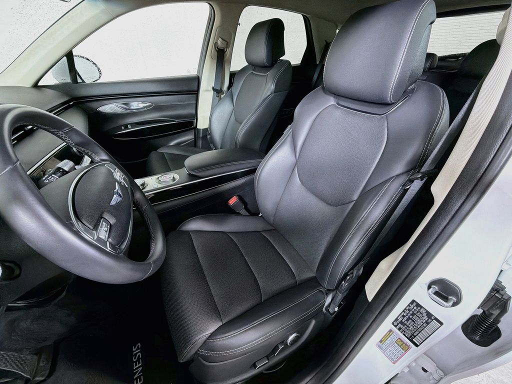 Used 2025 Genesis GV70 SUV