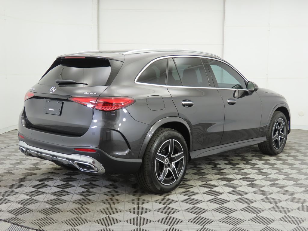 2025 Mercedes-Benz GLC 350 5