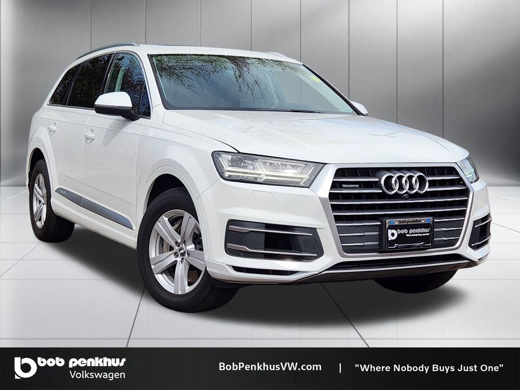 2019 Audi Q7 45 Premium Plus