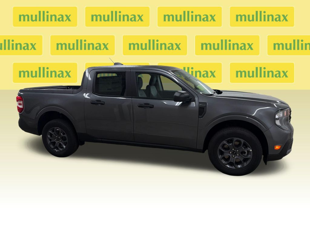 New 2026 Gray Ford XLT image 2