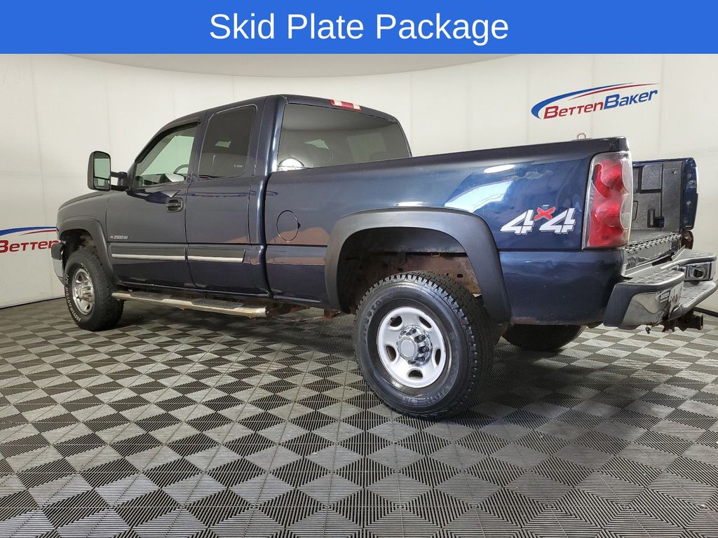 2005 Chevrolet Silverado 2500HD LS 3