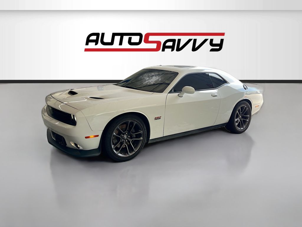 Used 2023 White Dodge R/T Scat Pack image 3