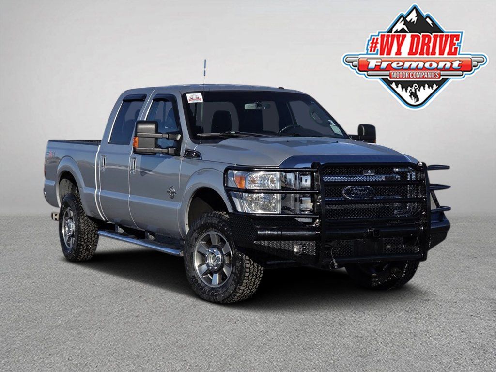 2011 Ford F-350 Super Duty Lariat Crew Cab 4WD
