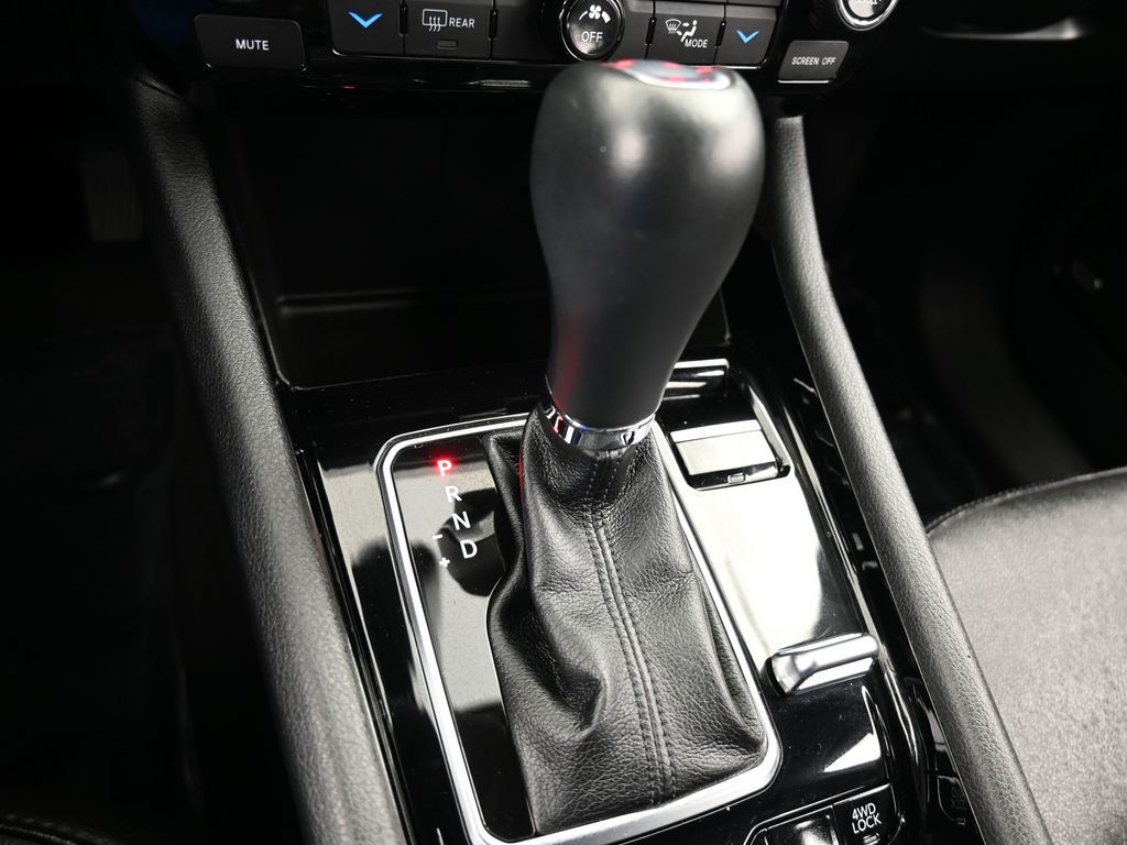 Used 2023 Redline Pearlcoat Jeep High Altitude image 39