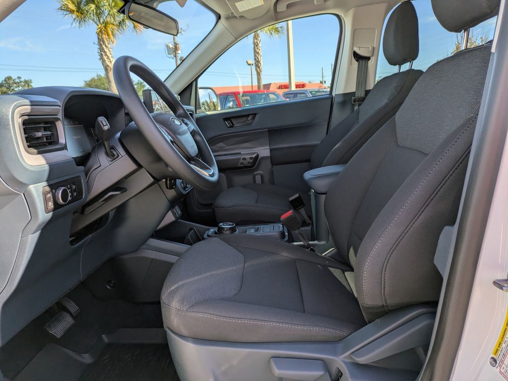 2025 Ford Maverick XL