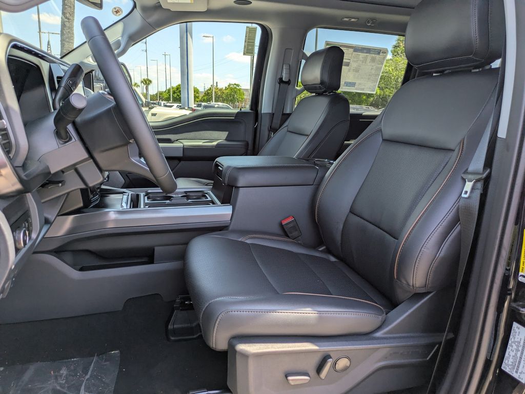 2026 Ford F-350 Super Duty LARIAT