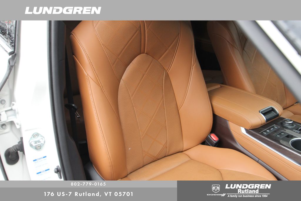 Used 2020 Toyota Highlander SUV