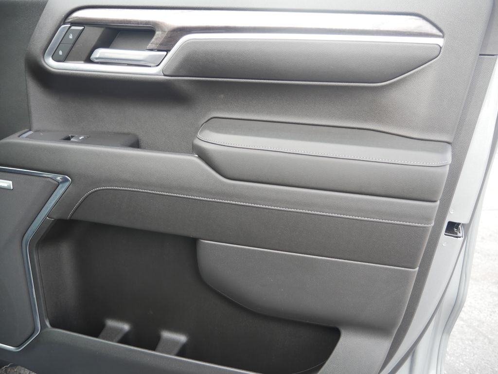 Thumbnail: 2023 Chevrolet Silverado 1500 - 27