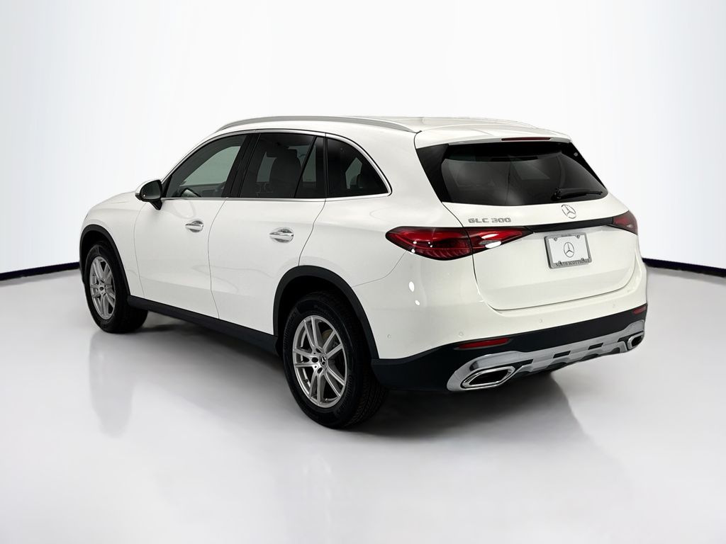 Thumbnail: 2026 Mercedes-Benz GLC - 7