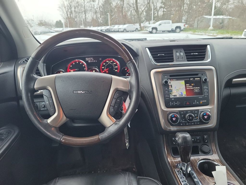 2014 GMC Acadia Denali 9